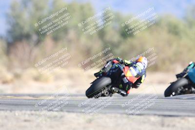 media/Dec-07-2025-CVMA (Sun) [[3e7d2de5dc]]/Race 12- Formula 40 MW and LW/